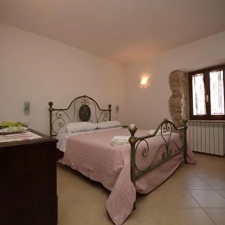 Dell' Artista 3* Artena