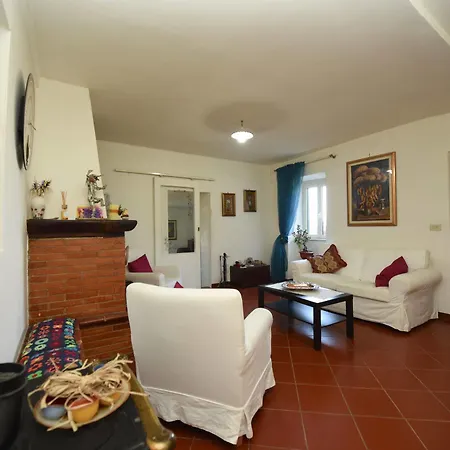 Dell' Artista 3* Artena